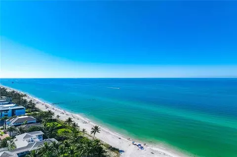 View/Area - 766 Central Ave #209, Naples, FL 34102 photo 3 of 9