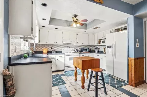 Kitchen - 180 Cypress Way E #A103, Naples, FL 34110 photo 6 of 6