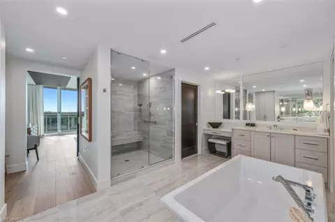 13925 Old Coast Rd #403, Naples, FL 34110 photo 23