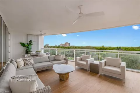 13925 Old Coast Rd #403, Naples, FL 34110