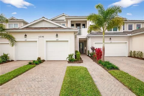 4596 Arboretum Cir #202, Naples, FL 34112