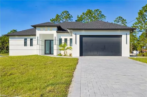 912 Bell Blvd S, Lehigh Acres, FL 33974