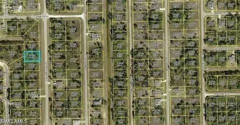 430 Columbus Blvd S, Lehigh Acres, FL 33974