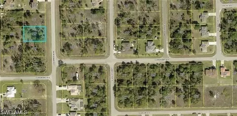 326 Columbus Blvd S, Lehigh Acres, FL 33974