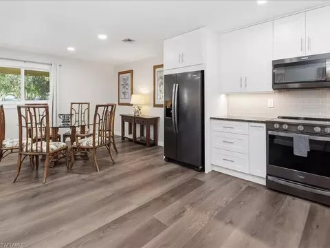 Dining - 186 Harrison Rd #H2, Naples, FL 34112 photo 2 of 2