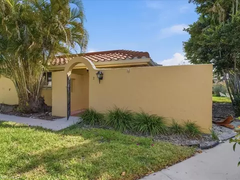 Exterior - 186 Harrison Rd #H2, Naples, FL 34112 photo 6 of 15