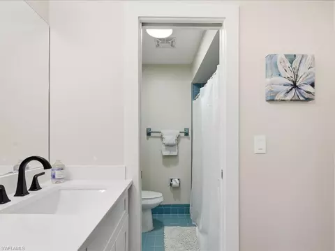 Bath - 186 Harrison Rd #H2, Naples, FL 34112 photo 2 of 3