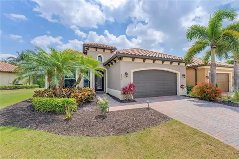 9276 Isla Bella Cir, Bonita Springs, FL 34135