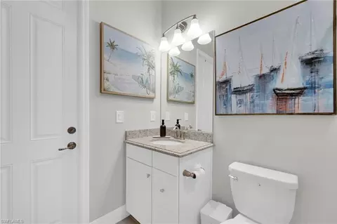 Bath - 17852 Rosehill Ct, Estero, FL 33928 photo 5 of 5