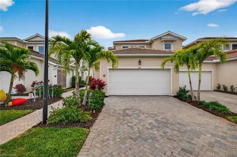 4646 Arboretum Cir #201, Naples, FL 34112