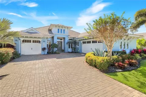 5750 Clarendon Dr, Naples, FL 34113 photo 2