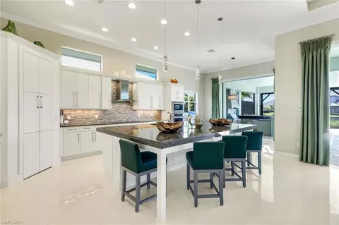5750 Clarendon Dr, Naples, FL 34113 photo 11