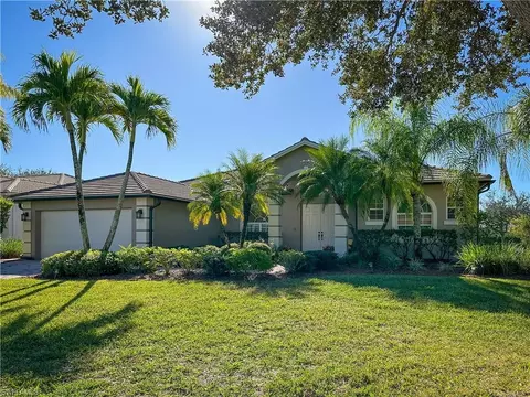 948 Chesapeake Bay Ct, Naples, FL 34120