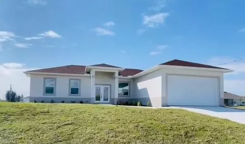 1237 Cloplon St E, Lehigh Acres, FL 33974