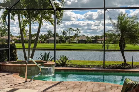 12696 Kinross Ln, Naples, FL 34120