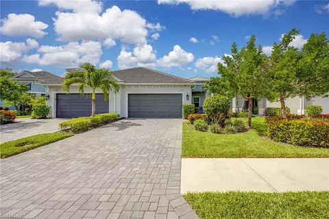 2303 Marquesa Cir, Naples, FL 34112
