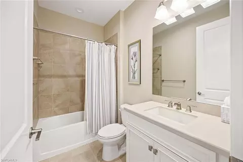 Bath - 2303 Marquesa Cir, Naples, FL 34112 photo 3 of 3