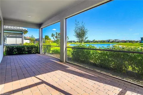 20083 Kingmont Dr, Estero, FL 33928