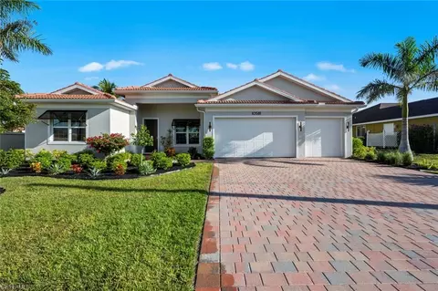 10581 Woodchuck Ln, Bonita Springs, FL 34135