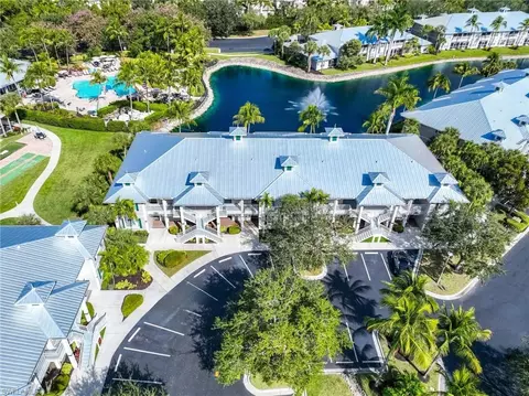 7930 Mahogany Run Ln #811, Naples, FL 34113
