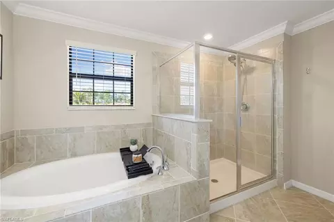 Bath - 9258 Shadow Oak Ln, Naples, FL 34120 photo 3 of 5
