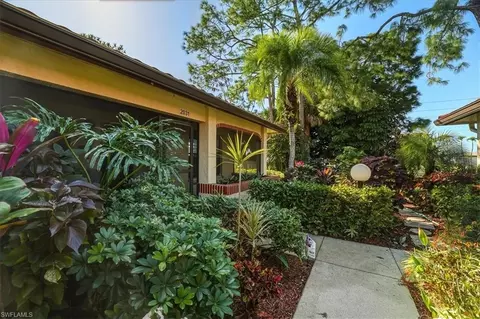 2031 Pine Isle Ln #2031, Naples, FL 34112