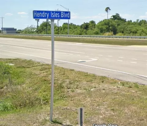 8 Henry Isles Blvd, Clewiston, FL 33440