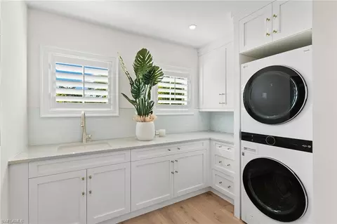 Other - 810 9th St S, Naples, FL 34102 photo 7 of 9
