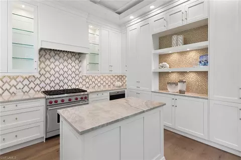 Kitchen - 810 9th St S, Naples, FL 34102 photo 2 of 4