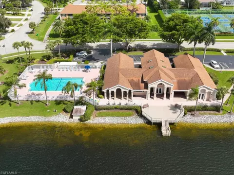View/Area - 2126 E Crown Pt, Naples, FL 34112 photo 5 of 5