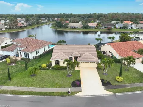 View/Area - 2126 E Crown Pt, Naples, FL 34112 photo 3 of 5