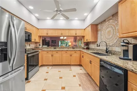 6010 Chardonnay Ln #103, Naples, FL 34119