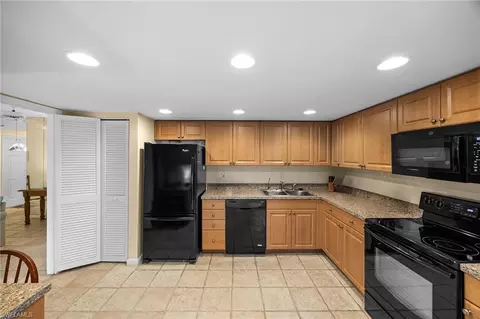 Kitchen - 1830 Bald Eagle Dr #431A, Naples, FL 34105 photo 2 of 2