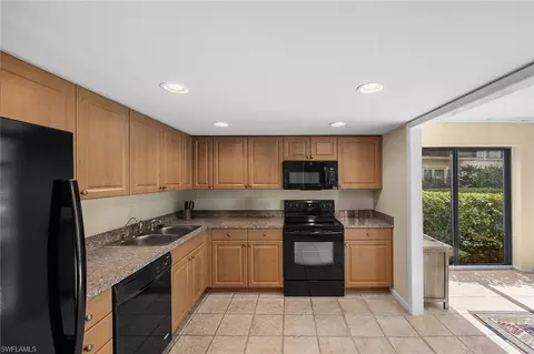 Kitchen - 1830 Bald Eagle Dr #431A, Naples, FL 34105 photo 1 of 2