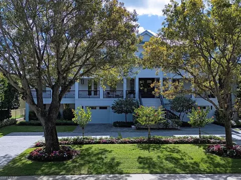 Exterior - 140 3rd Ave S, Naples, FL 34102 photo 3 of 7