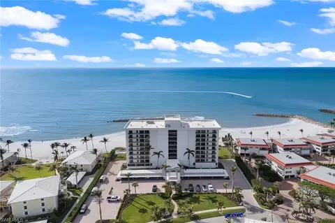 2171 Gulf Shore Blvd N #104, Naples, FL 34102