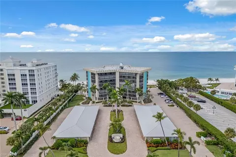 3399 Gulf Shore Blvd N #303, Naples, FL 34103