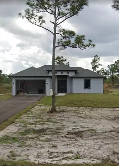 2992 41st Ave NE, Naples, FL 34120