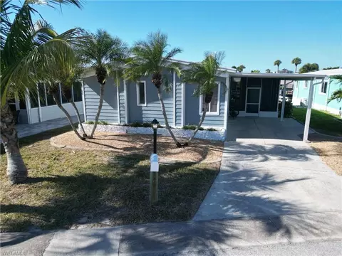 17810 Bryan Ct, Fort Myers Beach, FL 33931