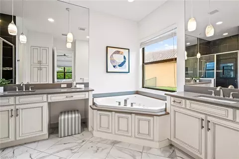 13588 Mandarin Cir, Naples, FL 34109 photo 14