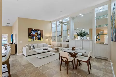 7594 Rozzini Ln, Naples, FL 34114