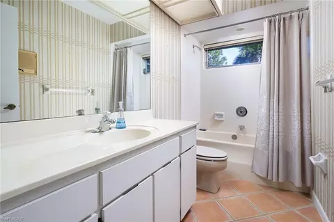 Bath - 748 Willowhead Dr, Naples, FL 34103 photo 3 of 4
