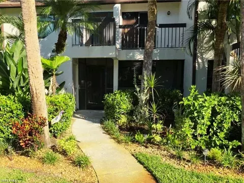 1826 Kings Lake Blvd #7-101, Naples, FL 34112