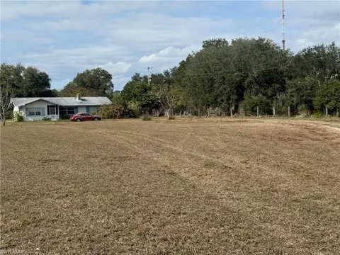 1951 Valencia Dr, North Fort Myers, FL 33917