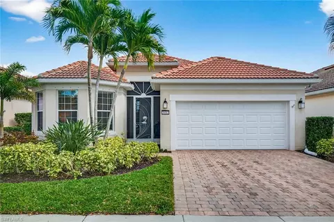 28513 Guinivere Way, Bonita Springs, FL 34135