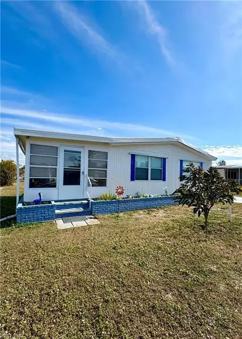 3108 Running Deer Dr, North Fort Myers, FL 33917