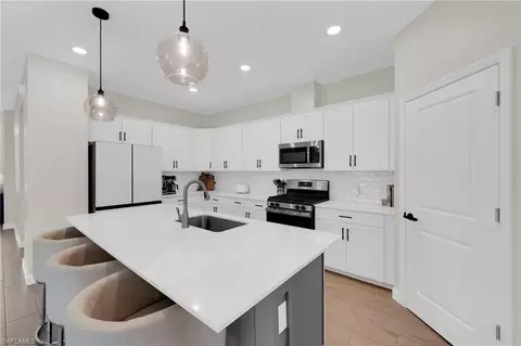 Kitchen - 18664 Ives Dr, Estero, FL 33928 photo 3 of 5