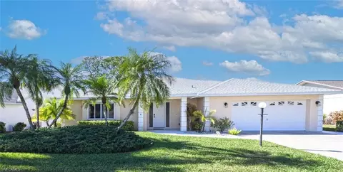 189 Marseille Dr, Naples, FL 34112