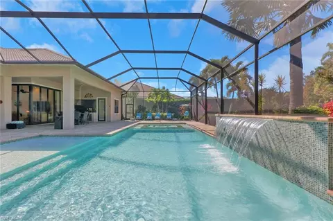 5865 Hammock Isles Cir, Naples, FL 34119