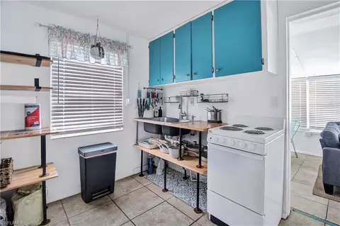 Kitchen - 101 Pago Pago Dr E, Naples, FL 34113 photo 1 of 4
